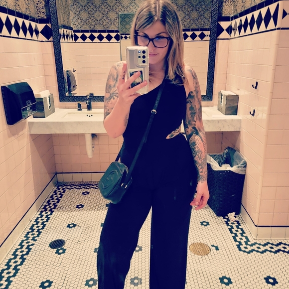 Meet your Posher, Hayley - Picture 1 of 5